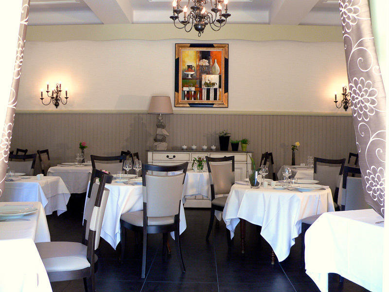 Logis Hotel Restaurant Nougier Saint-Etienne-de-Fursac Bagian luar foto